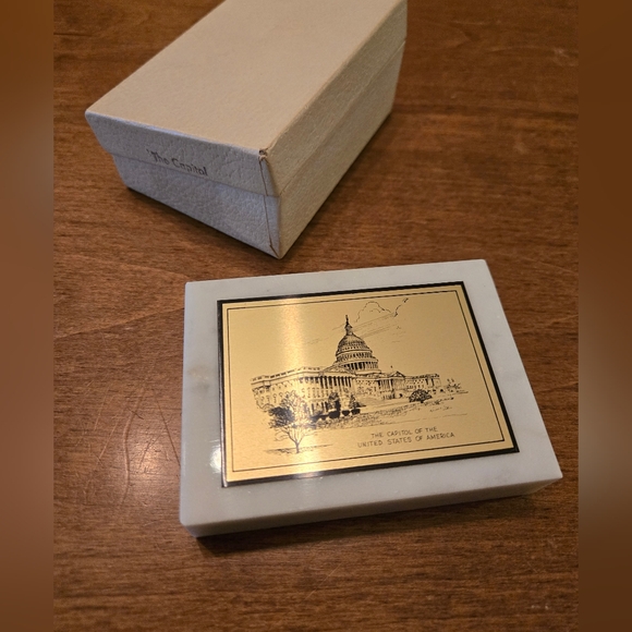 None Other - United States Capital Building Paper Weight Marble with Metal plate,  vintage